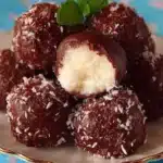 Bounty Kugeln selber machen: Einfaches Rezept mit nur 3 Zutaten! 9 63