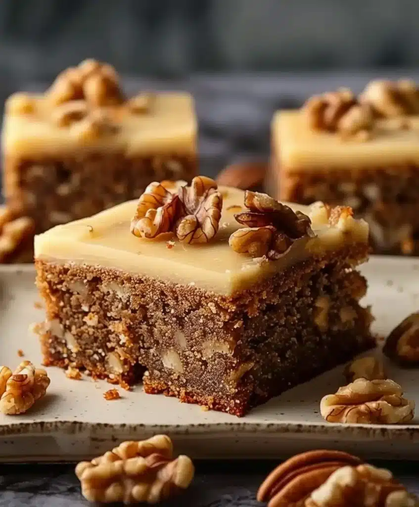 Friss Dich Dumm Walnuss Kuchen Rezept: Saftiger Klassiker mit Vanille-Buttercreme