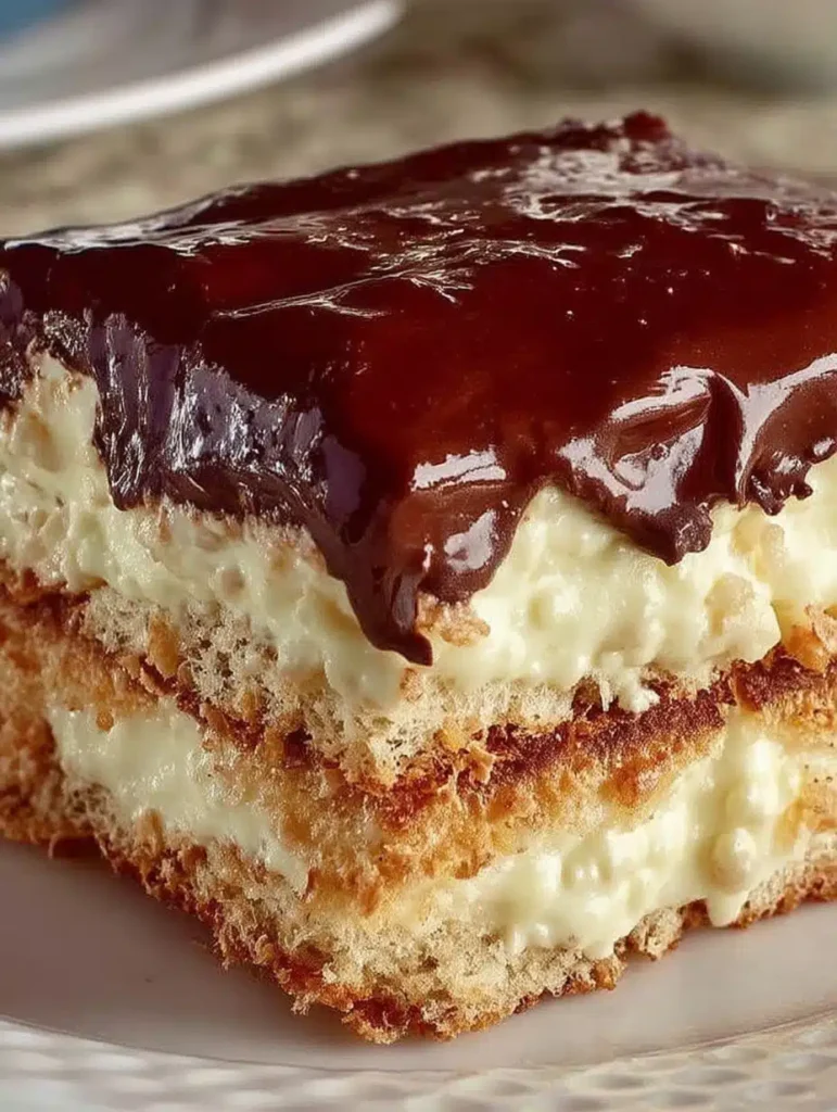 Eclair-Kuchen ohne Backen: Das schnelle & einfache Rezept für cremigen Genuss
