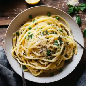 Zitronen-Parmesan-Spaghetti mit grünem Spargel
