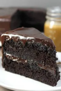 Saftiger Schokokuchen mit edler Ganache